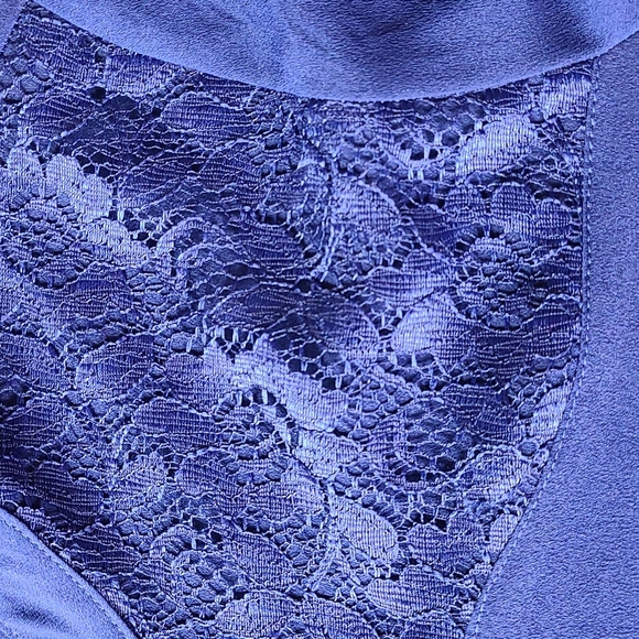 a.n.a. Lace Blouse - Picture 14 of 14